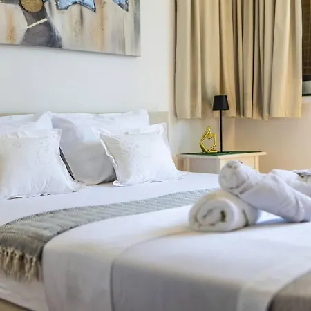 Garden - 5 Minute Walk From The شقة بودْسْتغانا